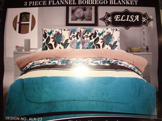 New 3 pc King Thick Borrego blanket .