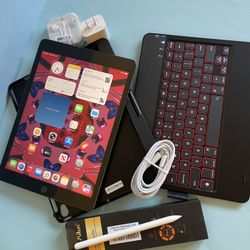 Apple IPad 9th Generation (10.2” Retina /Touch ID /IOS 18/ 2021 Model) 64GB with Pen, Keyboard  & Accessories 
