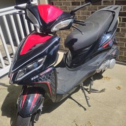 Vatacci 150cc 893mi