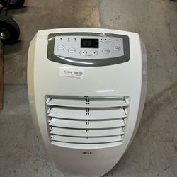 LG 10,000 BTU Portable Air Conditioner (Model: LP1015WNRY7) - White