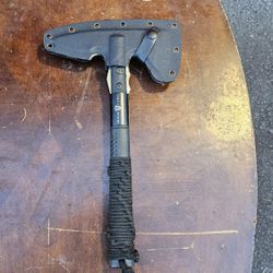 Camping Survival Tomahawk