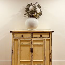 Antique Chinese Console Table (Entryway Cabinet) 