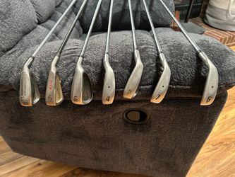 Golf Clubs (Irons)