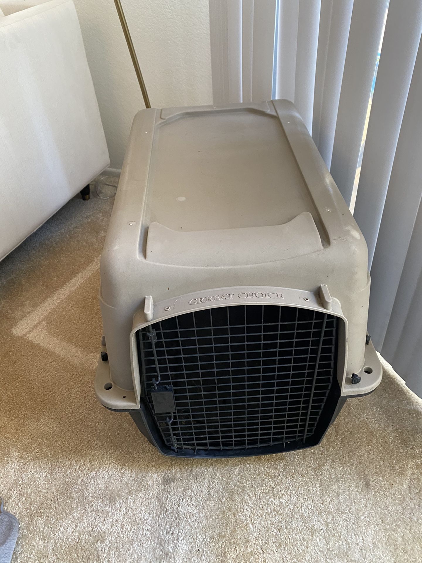 Medium Size Dog Kennel / Dog Travel Crate