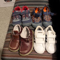 Boys Shoes Hardly Worn, Zapatos De Niño Talla 9 Y 10