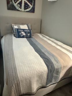 Kids Full size gray fabric bed