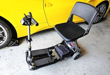 Foldable Mobility Scooter FreeRider USA Luggie Classic 2 Travel