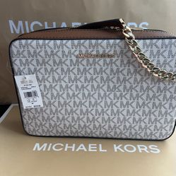 MK purse Only
