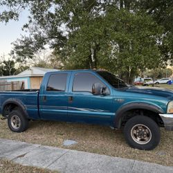 2001 Ford F250 Super Duty Crew Can XLT 4x4