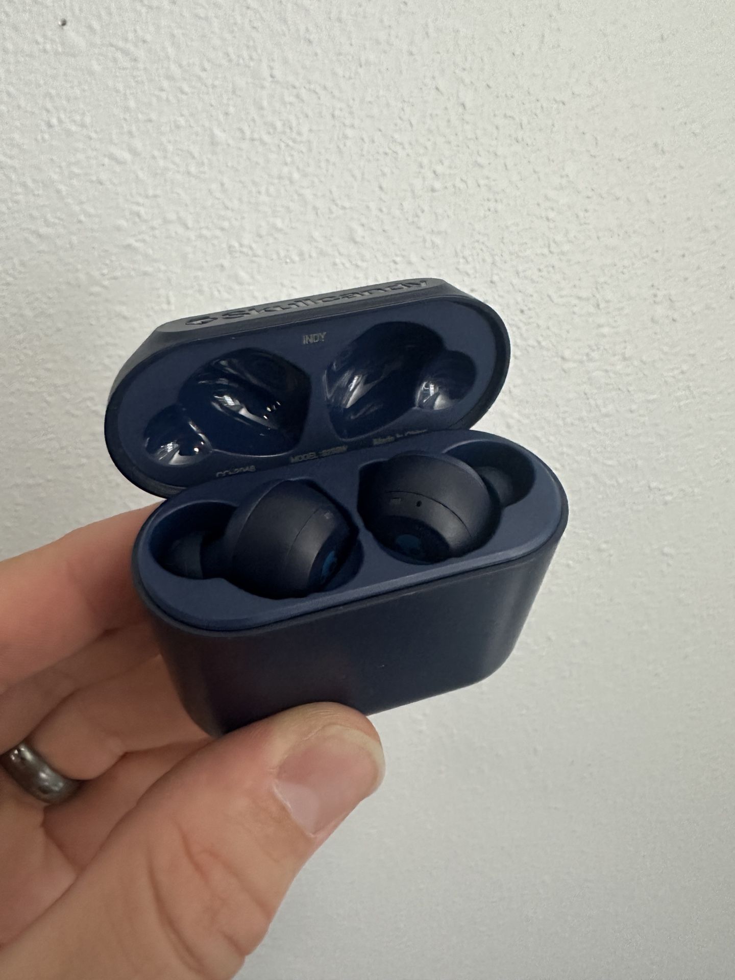 Skullcandy Earphones (wireless ear buds)