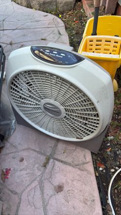 Costco Floor Or Window Fan Wind Tunnel 