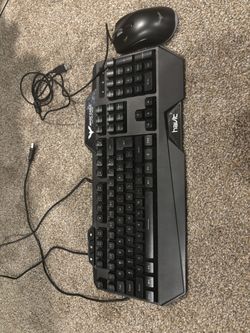 gaming mouse and keyboard back lit!