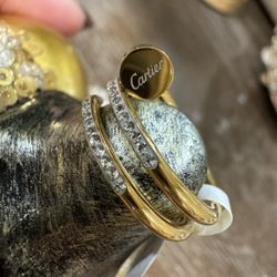 Screw Ring With Stones Sizes 6 And 8 