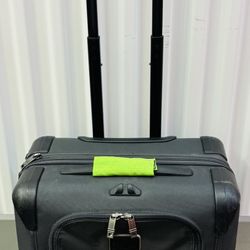 Tumi Alpha 3 Luggage 