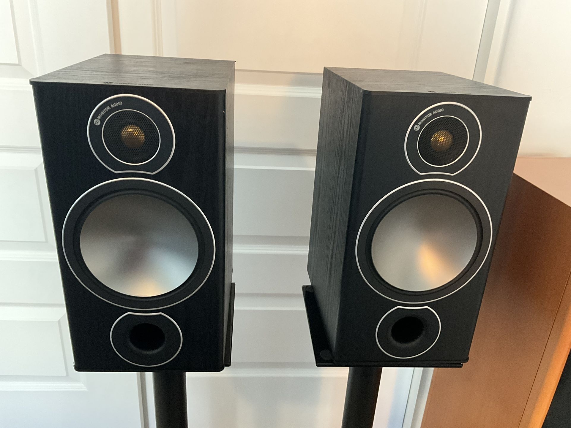 Monitor Audio Bronze 2 Bookshelf Speakers
