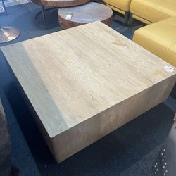 coffee table，$100