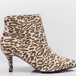 Charles David Leopard Boots