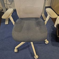 Office chair with lumbar support ... free