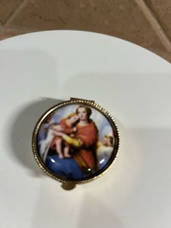 Keepsake Round Trinket Box/Rosary Box