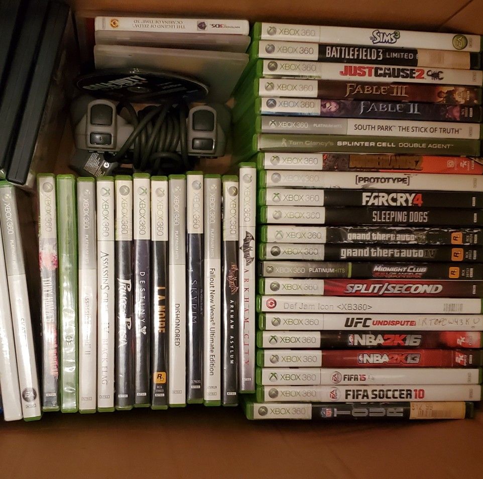 Xbox 360 w/ games