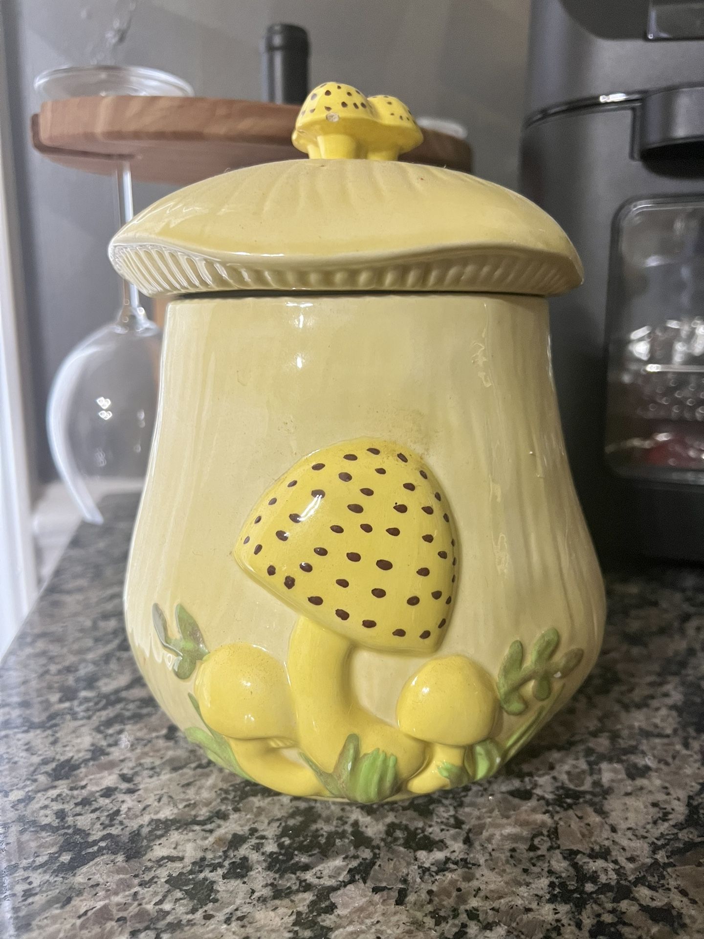 Vintage Mushroom Cookie Jar With Lid
