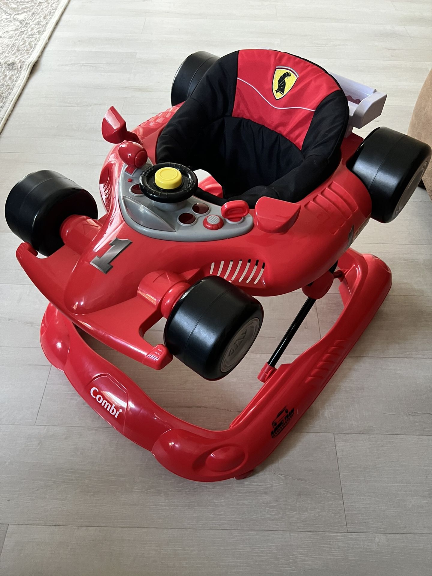 Combi Ferrari Baby Walker