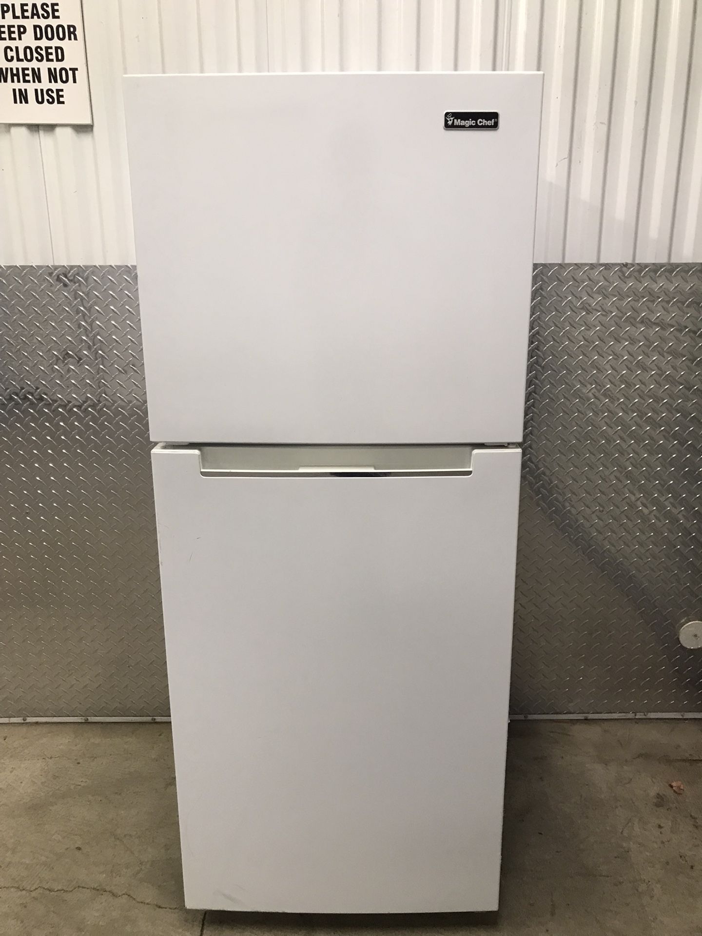 Magic Chef Studio Size 10 Cubics