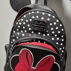 Disney Park 2022 Minnie Mouse Polka Dot Loungefly Mini Backpack NWT
