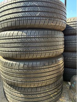 235/55R18 Goodyear