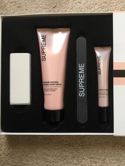 Supreme beautifying nail kit