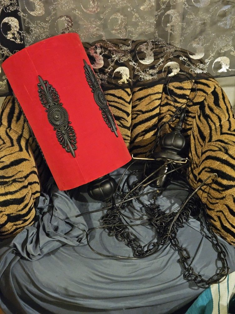 Wynters Treasures Vintage And Antique Store