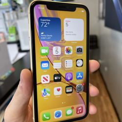 Unlocked iPhone XR Yellow 64GB
