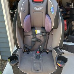Car Seat - Graco 