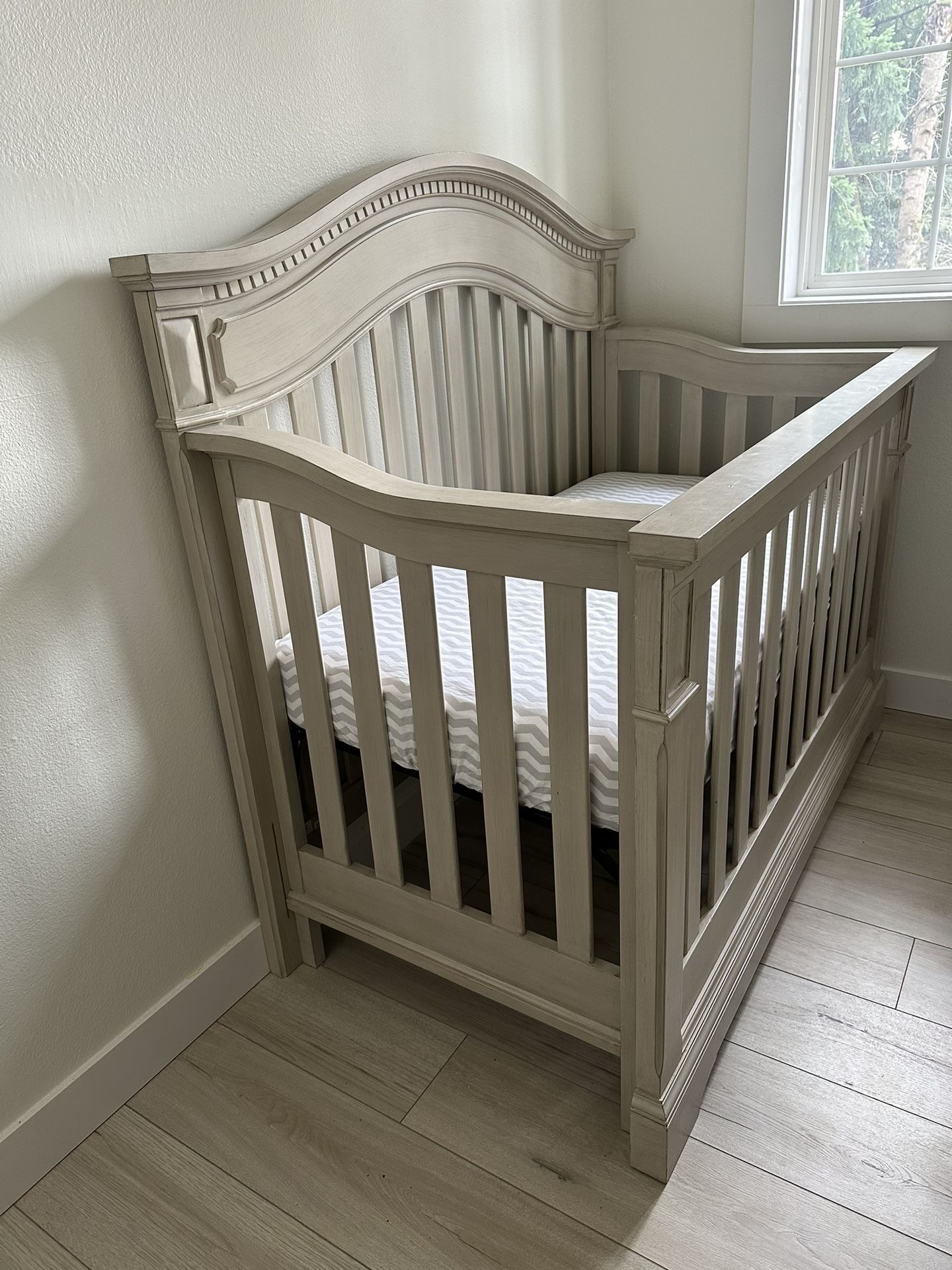 Baby Crib 