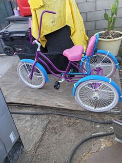Triciclo no da para atrás solo para adelante
