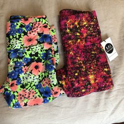 Lot Of 2 LG Sport Womens Sz SM Capri Leggings Workout Active Wear Pants Print