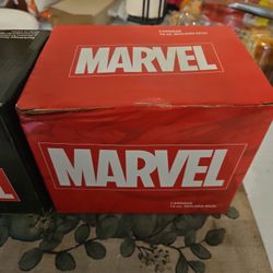 

Marvel Venom and Canage 16 Oz. Molded Mug. Brand New