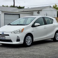 2013 Toyota Prius C One