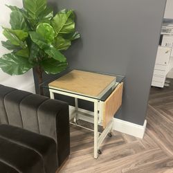 Rolling Table (FREE) 