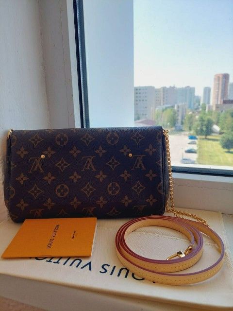 LV/Louis Vuitton bag ladies bag old flower chain bag shoulder bag for Sale  in Marion, OH - OfferUp