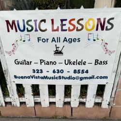 Music lessons - Guitar - Piano - Ukelele