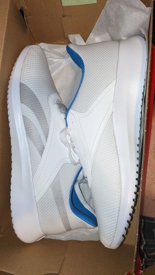 Reebok Mens 11