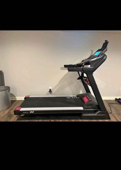 SOLE F80 TREADMILL ( LIKE NEW & DELIVERY AVAILABLE TODAY)