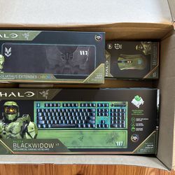 Limited Edition Halo PC gaming accessories 