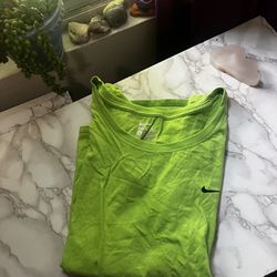 Nike Green T Shirt 
