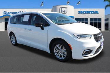 2025 Chrysler Pacifica