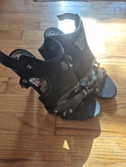 Woman high heals size 8