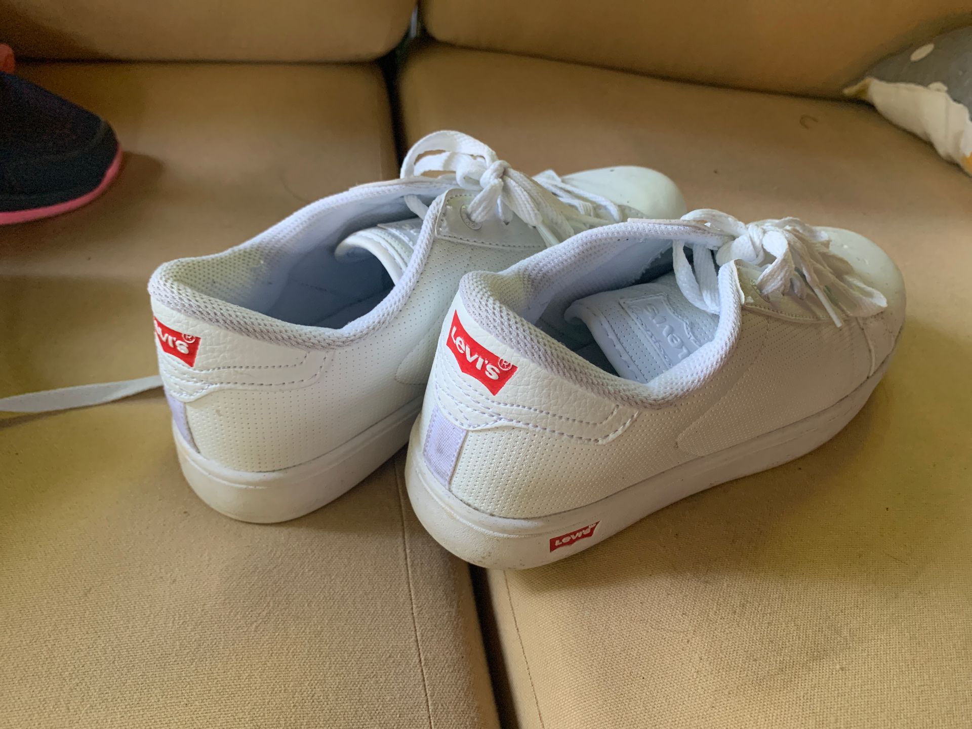Levis size 5.5