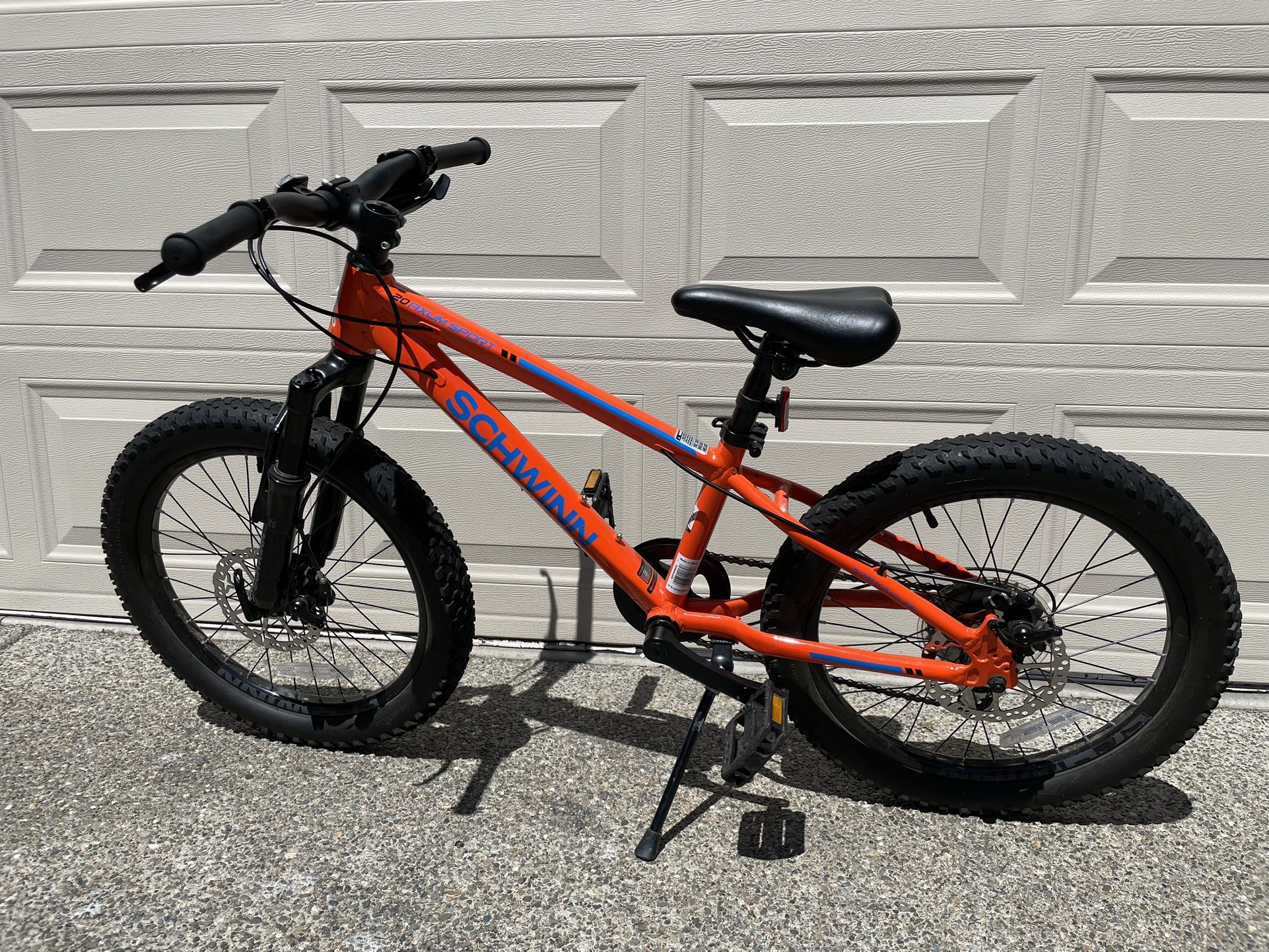 Schwinn Axum 20 Mountain Bike