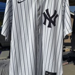 Nike New York Yankee Jersey - Medium 